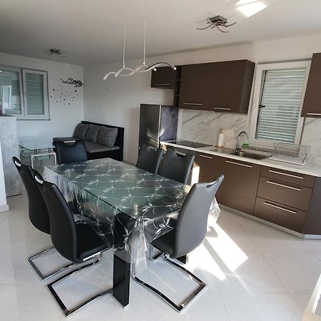 Apartmani Lanterna Krk Town Zewnętrze zdjęcie