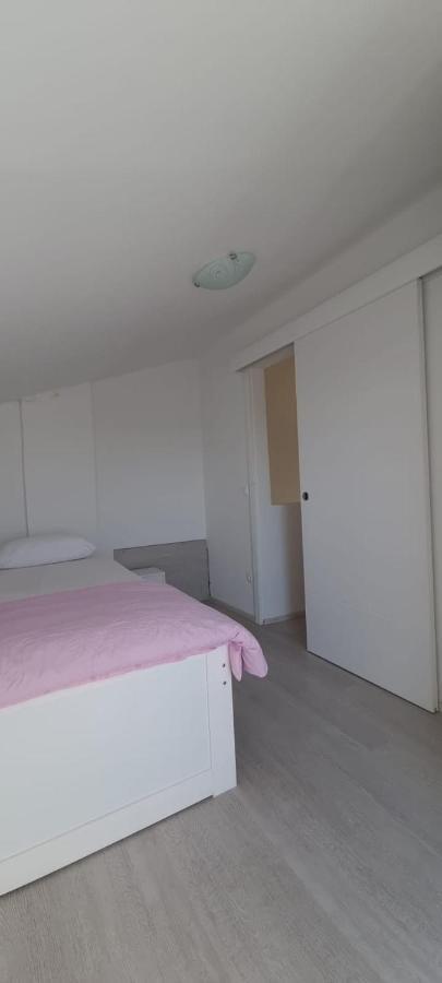 Apartmani Lanterna Krk Town Zewnętrze zdjęcie