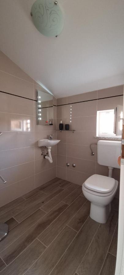 Apartmani Lanterna Krk Town Zewnętrze zdjęcie
